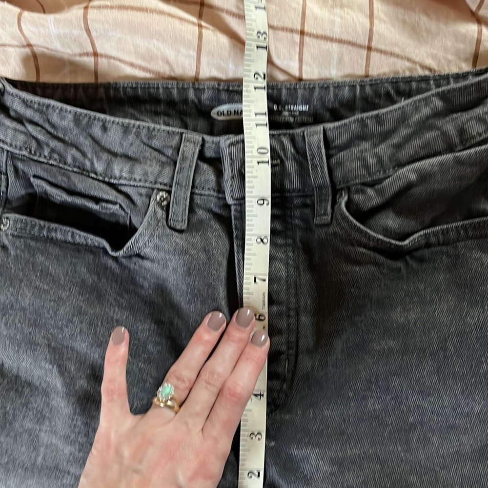 Old Navy O.G. Straight High Rise Washed-Black Button-fly Jeans size 6 - Picture 6 of 8